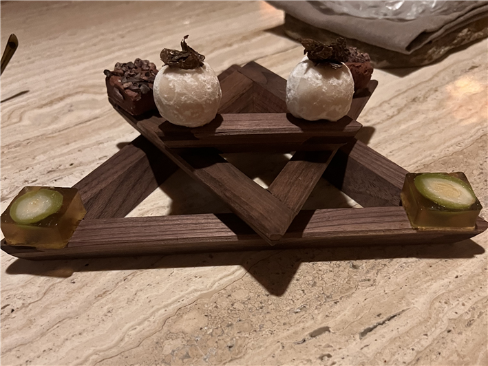 petit fours